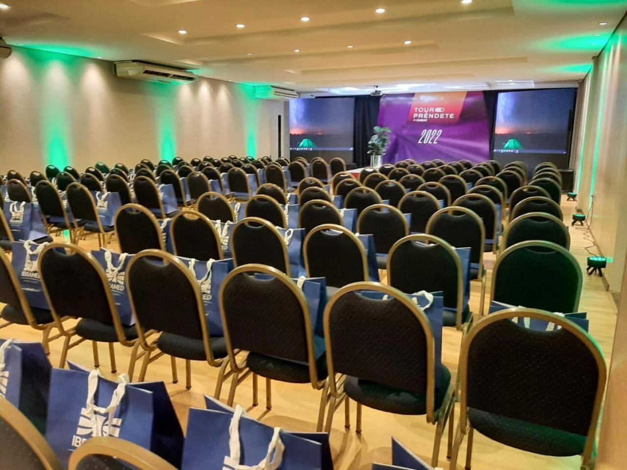 Maximus Business Hotel Ji-Parana Bagian luar foto