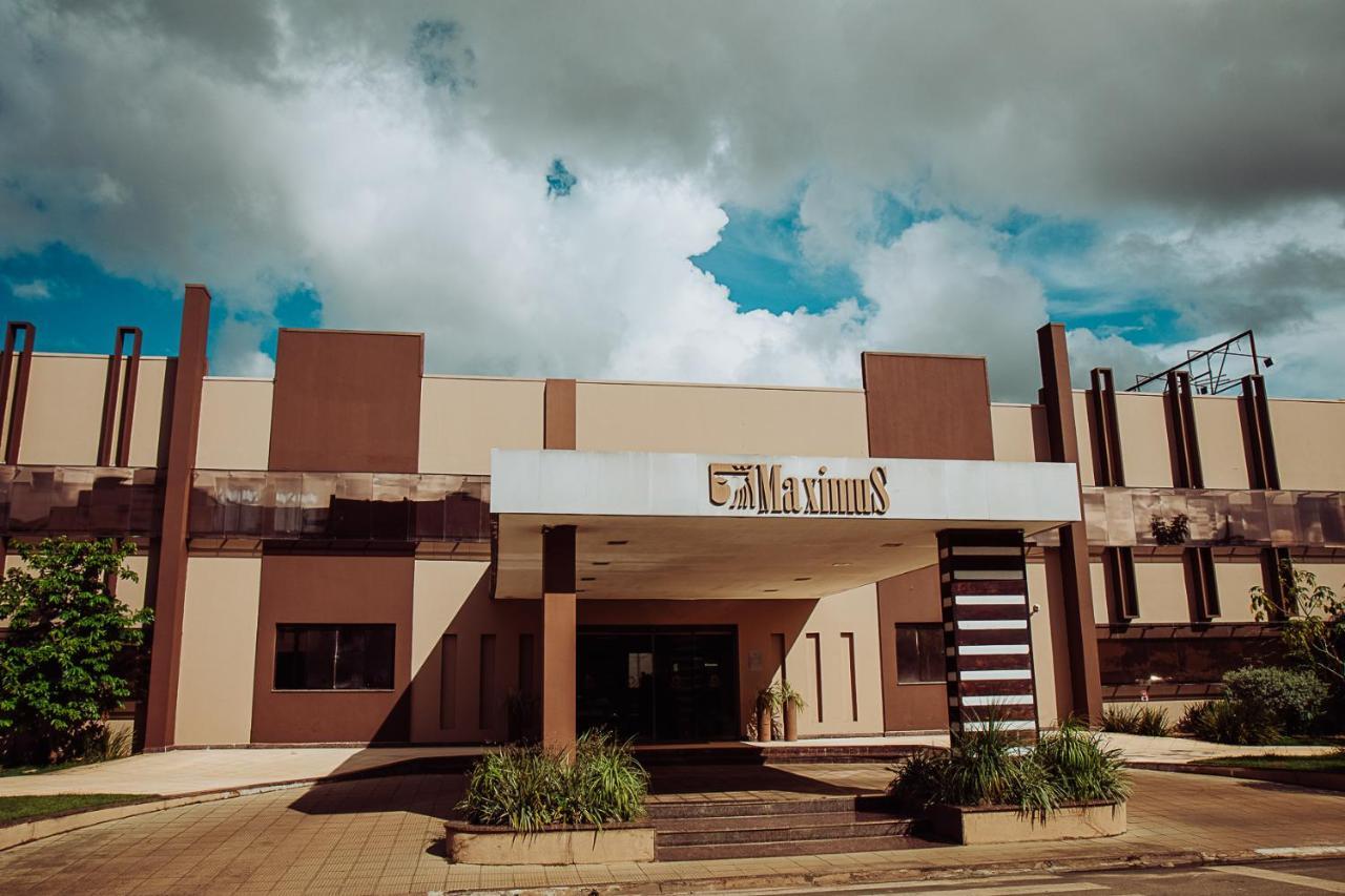 Maximus Business Hotel Ji-Parana Bagian luar foto